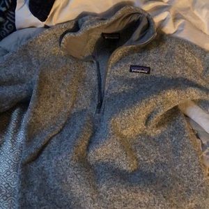 Gray half zip patagonia